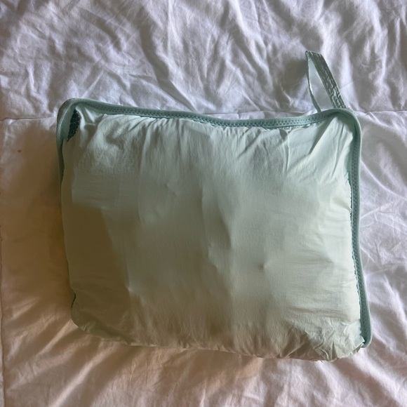 Free People Pippa Packable Puffer in Saltwater XS - Picture 5 of 5